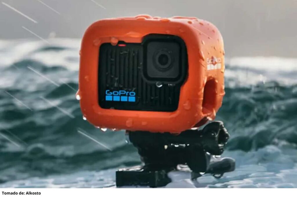 cámara de acción sumergible en el agua