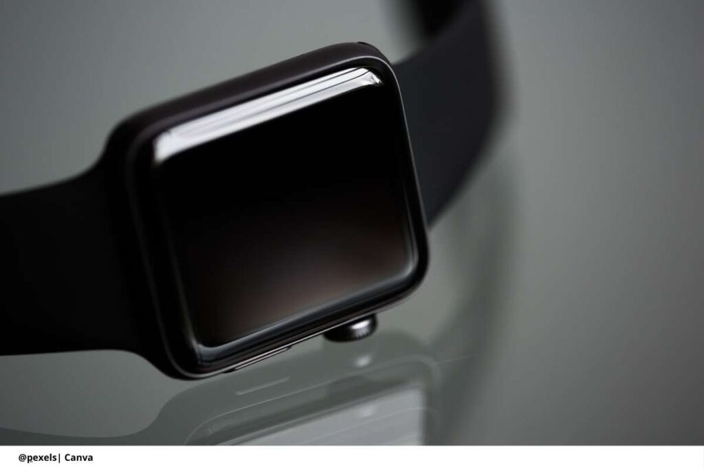 Apple Watch Series 10 7 novedades que transforman su bienestar 3 apple watch series 10 cargando