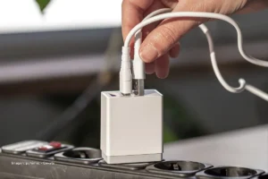 Por qué tu cargador rápido ya no es tan rápido [La Verdad] cargador rápido no carga rápido