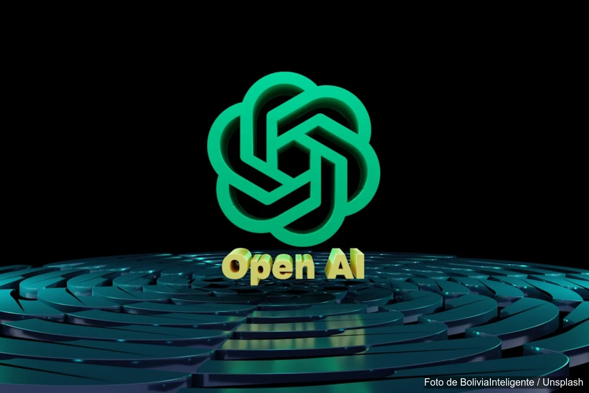 Cómo usar ChatGPT y Gemini para automatizar tareas diarias (Guía 2025) ChatGPT y Gemini